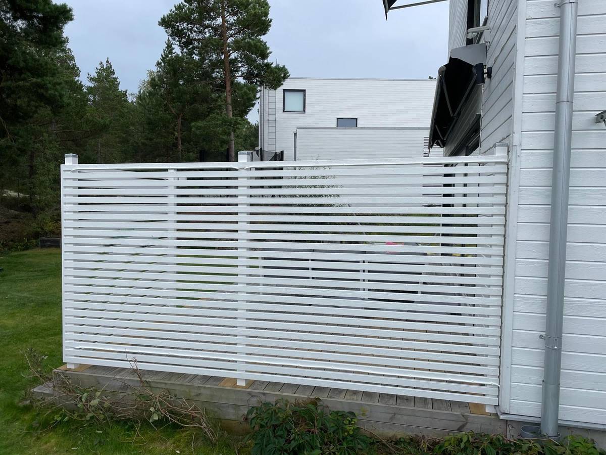 Efter helrenovering – mark och uppfart renoverad